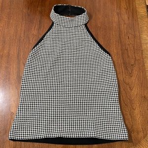 St. John’s Size 2 Halter Top